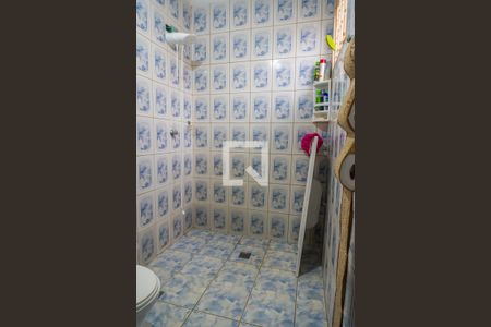 Casa à venda com 250m², 4 quartos e 2 vagasBanheiro da Suíte