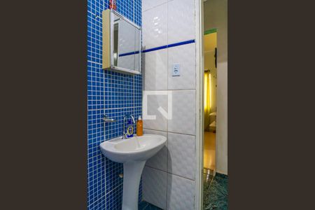 Casa à venda com 250m², 4 quartos e 2 vagasBanheiro