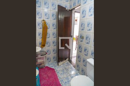 Casa à venda com 250m², 4 quartos e 2 vagasBanheiro da Suíte