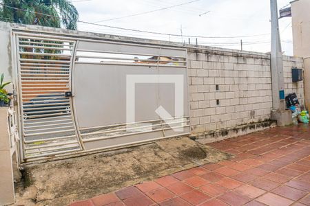 Casa à venda com 250m², 4 quartos e 2 vagasGaragem