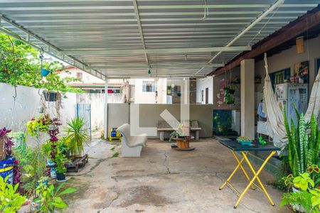 Casa à venda com 250m², 4 quartos e 2 vagasQuintal