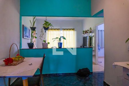 Casa à venda com 250m², 4 quartos e 2 vagasCopa