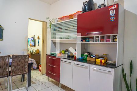 Casa à venda com 250m², 4 quartos e 2 vagasv