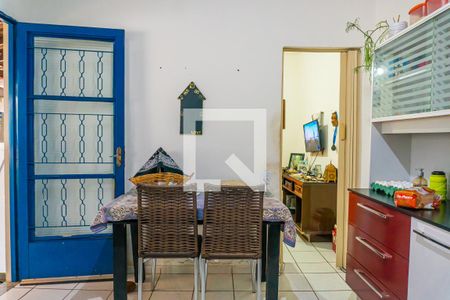 Casa à venda com 250m², 4 quartos e 2 vagasCozinha