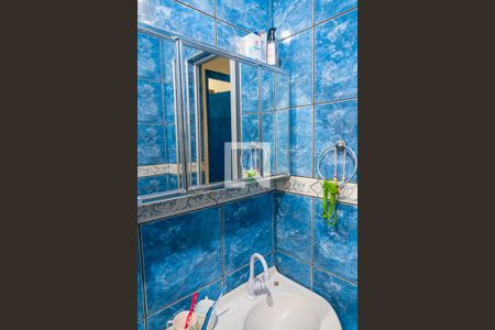 Casa à venda com 250m², 4 quartos e 2 vagasBanheiro