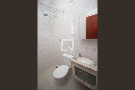 Banheiro de kitnet/studio para alugar com 1 quarto, 26m² em Jardim Cidade Pirituba, São Paulo