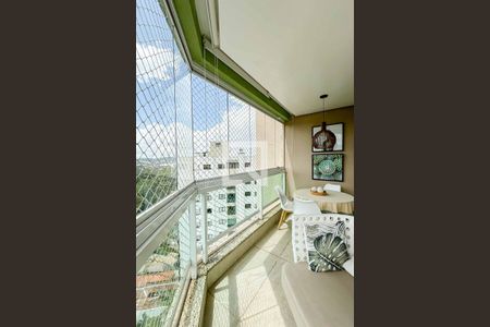 Varanda de apartamento à venda com 3 quartos, 200m² em Parque Mandaqui, São Paulo