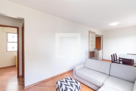 Sala de apartamento para alugar com 3 quartos, 76m² em Pinheiros, São Paulo
