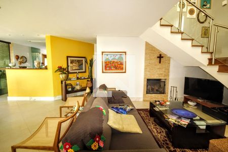 Sala 1 de casa de condomínio à venda com 4 quartos, 263m² em Veredas das Geraes, Nova Lima