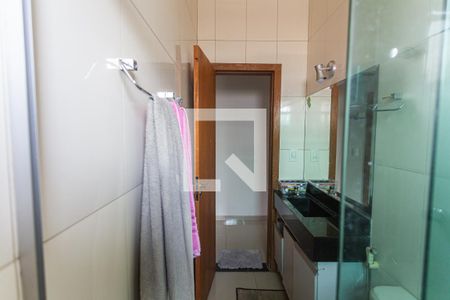 Casa à venda com 300m², 6 quartos e 12 vagasBanheiro Social no 2° Pavimento