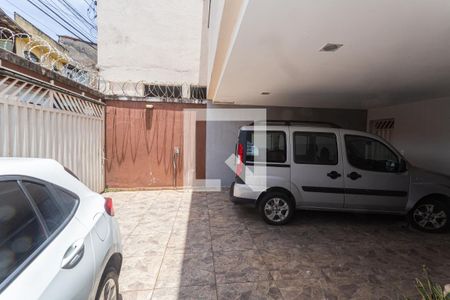 Casa à venda com 300m², 6 quartos e 12 vagasGaragem