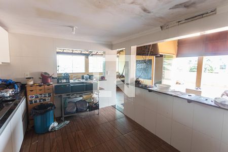 Casa à venda com 300m², 6 quartos e 12 vagasEspaço Gourmet