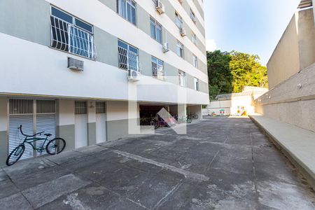 Apartamento para alugar com 100m², 3 quartos e sem vagaÁrea de Serviço