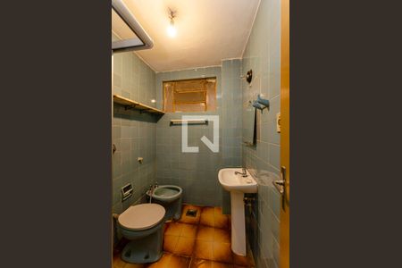 Apartamento para alugar com 100m², 3 quartos e sem vagaBanheiro