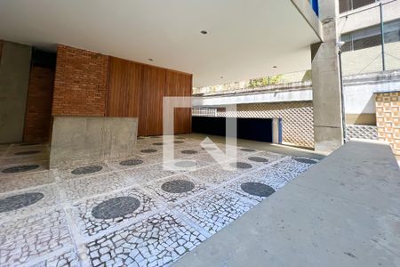 Apartamento à venda com 82m², 2 quartos e 1 vaga Apartamento à venda com 82m², 2 quartos e 1 vagaÁrea externa