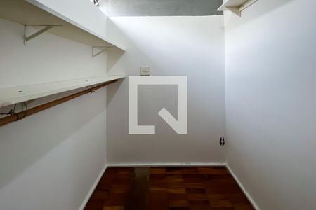 Apartamento à venda com 82m², 2 quartos e 1 vaga Apartamento à venda com 82m², 2 quartos e 1 vagaCloset