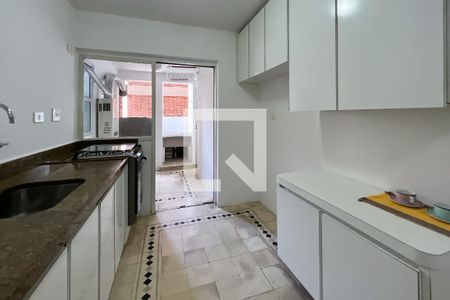 Apartamento à venda com 82m², 2 quartos e 1 vaga Apartamento à venda com 82m², 2 quartos e 1 vagaCozinha