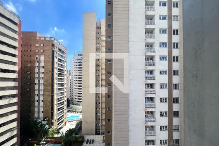 Vista de apartamento à venda com 2 quartos, 82m² em Vila Uberabinha, São Paulo