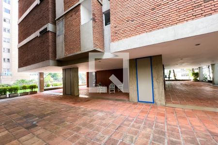 Apartamento à venda com 82m², 2 quartos e 1 vaga Apartamento à venda com 82m², 2 quartos e 1 vagaÁrea externa