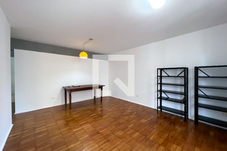 Apartamento à venda com 82m², 2 quartos e 1 vaga Apartamento à venda com 82m², 2 quartos e 1 vagaSala