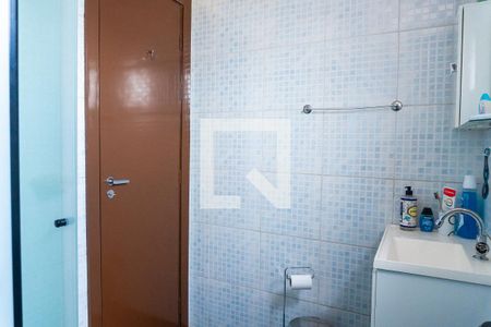 Apartamento à venda com 62m², 2 quartos e 1 vaga Apartamento à venda com 62m², 2 quartos e 1 vagaBanheiro