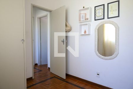 Quarto de apartamento para alugar com 2 quartos, 84m² em Calafate, Belo Horizonte