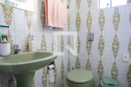 Banheiro de apartamento à venda com 2 quartos, 84m² em Calafate, Belo Horizonte