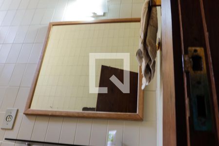 Casa à venda com 489m², 6 quartos e 4 vagas Casa à venda com 489m², 6 quartos e 4 vagasBanheiro da Suíte 1