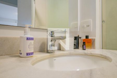 Apartamento à venda com 80m², 3 quartos e 2 vagas Apartamento à venda com 80m², 3 quartos e 2 vagasBanheiro