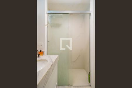 Apartamento à venda com 80m², 3 quartos e 2 vagas Apartamento à venda com 80m², 3 quartos e 2 vagasBanheiro