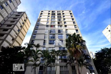 Apartamento à venda com 80m², 3 quartos e 2 vagas Apartamento à venda com 80m², 3 quartos e 2 vagasFachada