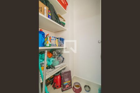 Apartamento à venda com 80m², 3 quartos e 2 vagas Apartamento à venda com 80m², 3 quartos e 2 vagasÁrea de Serviço