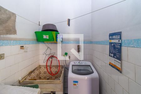 Casa à venda com 282m², 2 quartos e 5 vagas Casa à venda com 282m², 2 quartos e 5 vagasÁrea de Serviço