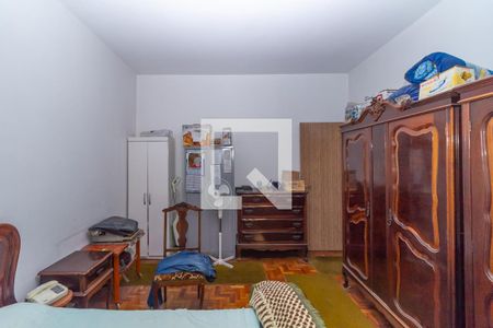 Casa à venda com 282m², 2 quartos e 5 vagas Casa à venda com 282m², 2 quartos e 5 vagasQuarto 2 - Suíte