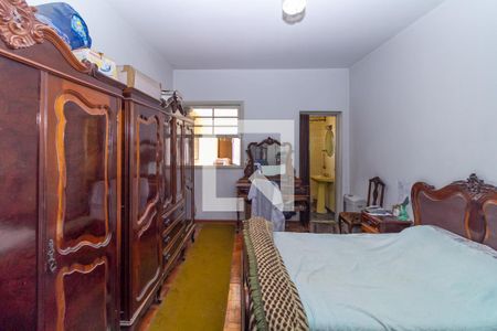 Casa à venda com 282m², 2 quartos e 5 vagas Casa à venda com 282m², 2 quartos e 5 vagasQuarto 2 - Suíte