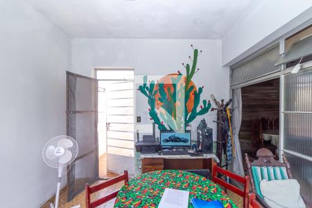 Casa à venda com 282m², 2 quartos e 5 vagas Casa à venda com 282m², 2 quartos e 5 vagasHall de entrada