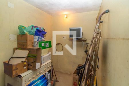 Casa à venda com 282m², 2 quartos e 5 vagas Casa à venda com 282m², 2 quartos e 5 vagasQuarto de Serviço