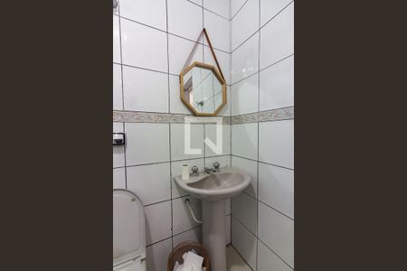 Casa à venda com 125m², 3 quartos e 2 vagasBanheiro 3