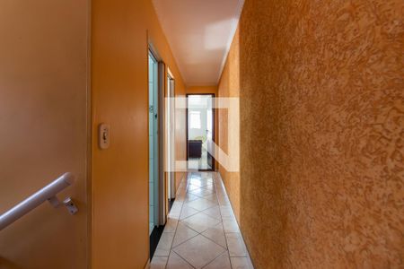 Casa à venda com 125m², 3 quartos e 2 vagasCorredor