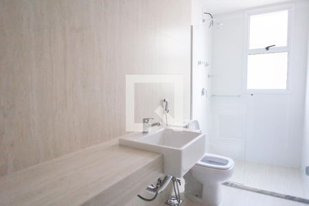 Apartamento à venda com 81m², 2 quartos e 1 vagaBanheiro Social