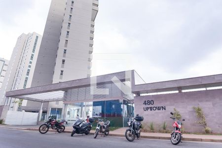 Apartamento à venda com 81m², 2 quartos e 1 vagafachada