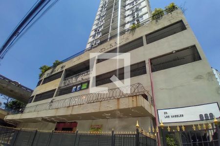 Apartamento para alugar com 62m², 2 quartos e 1 vagaFachada - Plaquinha