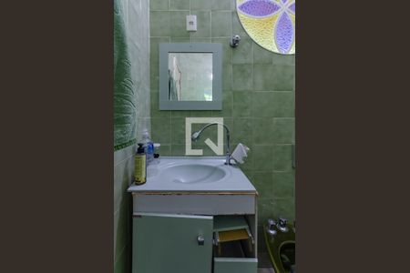 Casa à venda com 360m², 3 quartos e 1 vaga Casa à venda com 360m², 3 quartos e 1 vagaBanheiro