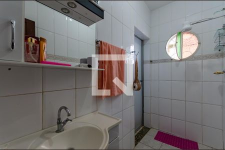 Casa à venda com 360m², 3 quartos e 1 vaga Casa à venda com 360m², 3 quartos e 1 vagaBanheiro