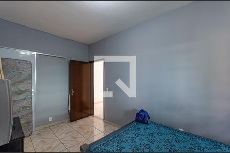 Casa à venda com 360m², 3 quartos e 1 vaga Casa à venda com 360m², 3 quartos e 1 vagaQuarto 1