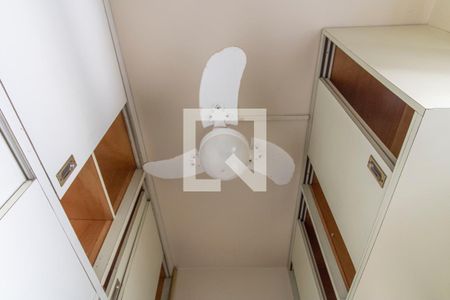 Apartamento à venda com 100m², 3 quartos e 3 vagasDetalhe do Quarto de Serviço