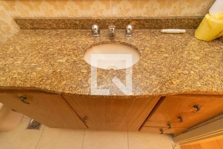 Apartamento à venda com 100m², 3 quartos e 3 vagasDetalhe do Banheiro Social