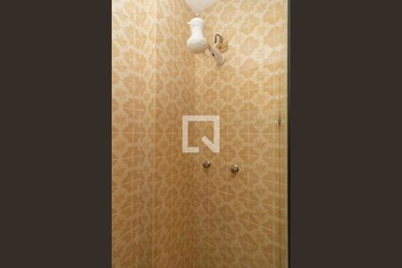 Apartamento à venda com 100m², 3 quartos e 3 vagasDetalhe do Banheiro Social