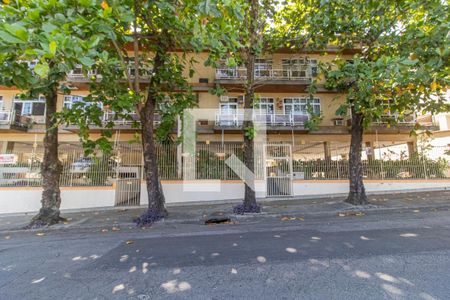 Apartamento à venda com 100m², 3 quartos e 3 vagasFachada