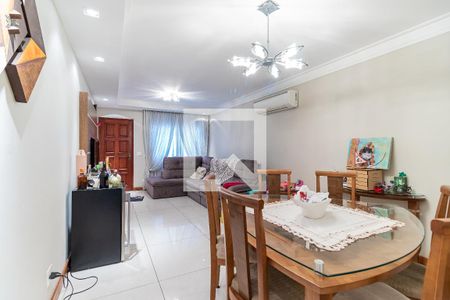 Sala de casa de condomínio à venda com 3 quartos, 136m² em Jardim Ubirajara, São Paulo